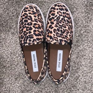Steve Madden Slip Ons